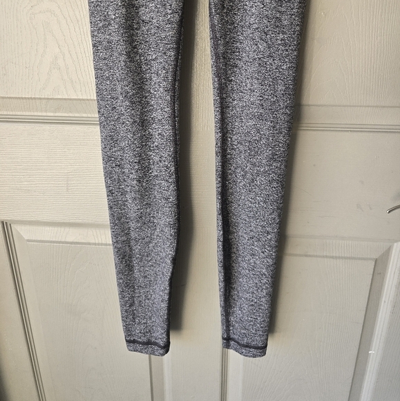 Lululemon Athletica Wunder Under Hi-Rise Tight Leggings  4 Women Heathered Black - Picture 4 of 9